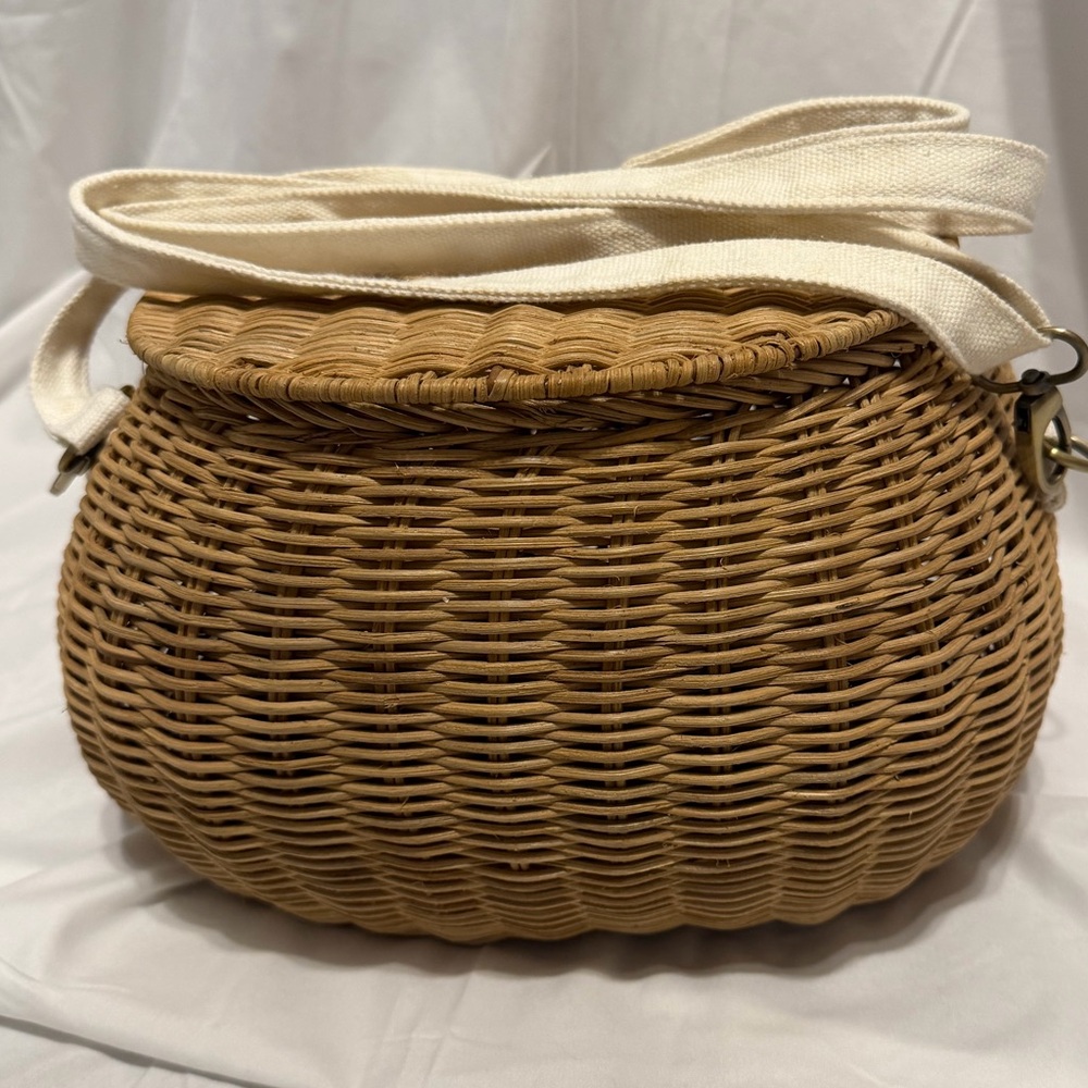 Olli Ella Mamacahri Wicker Basket w/ Canvas Carry Strap & Lid Boho Multiuse - Picture 3 of 10
